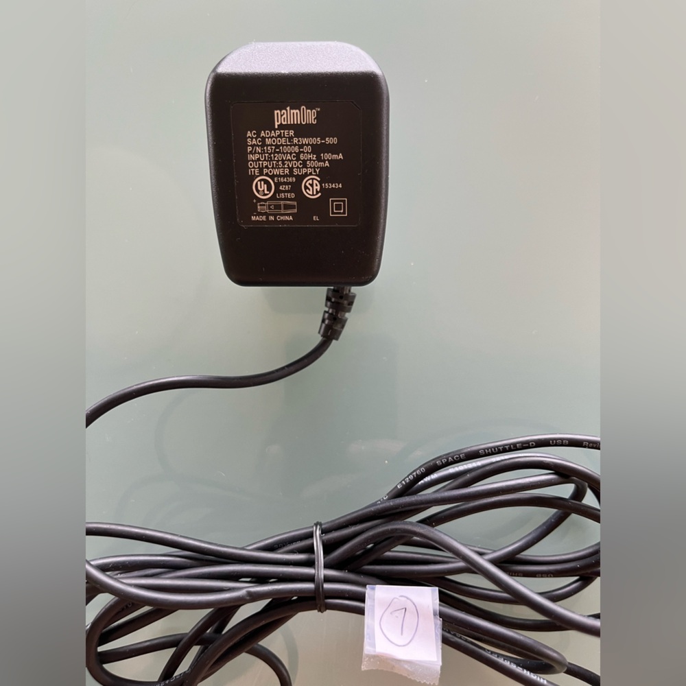 PalmOne AC Adapter Power Supply R3W005-500 157-10006-00  Input 120 5.2VDC 500mA